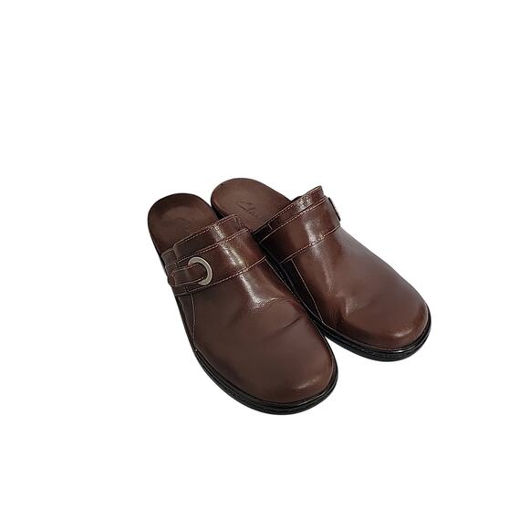 Clarks Clog Slides Womens Brown Buckle Embellished Mules Size 7.5 EUC - Picture 1 of 9